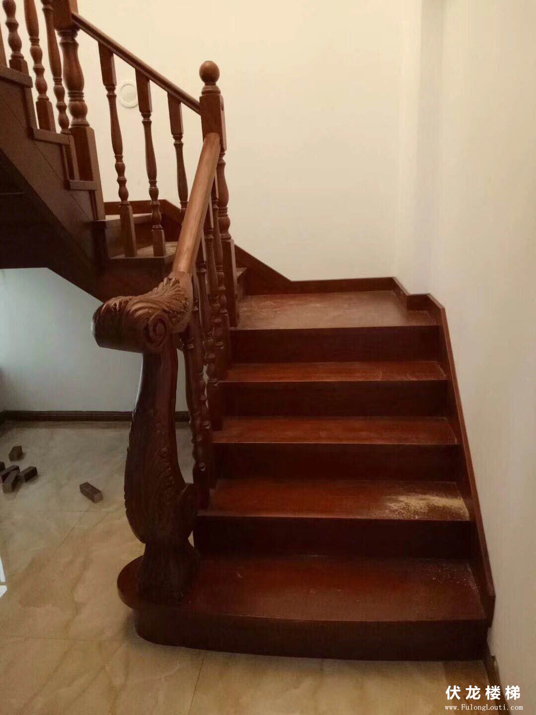 伏龙楼梯扶手图片编号_20180709092929.jpg