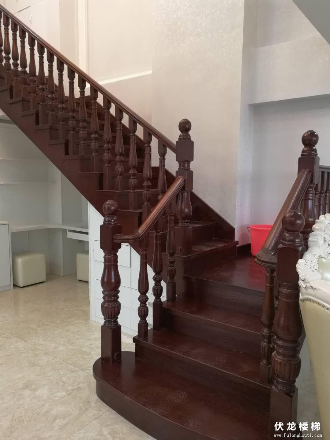 伏龙楼梯扶手图片编号_20180317113749.jpg