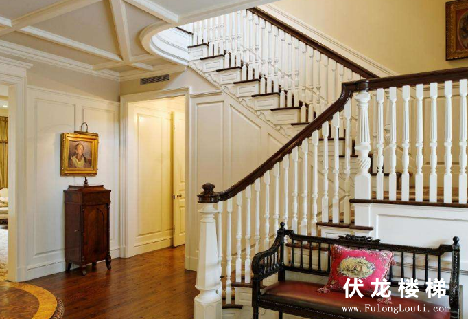 实木楼梯的分类是怎样的